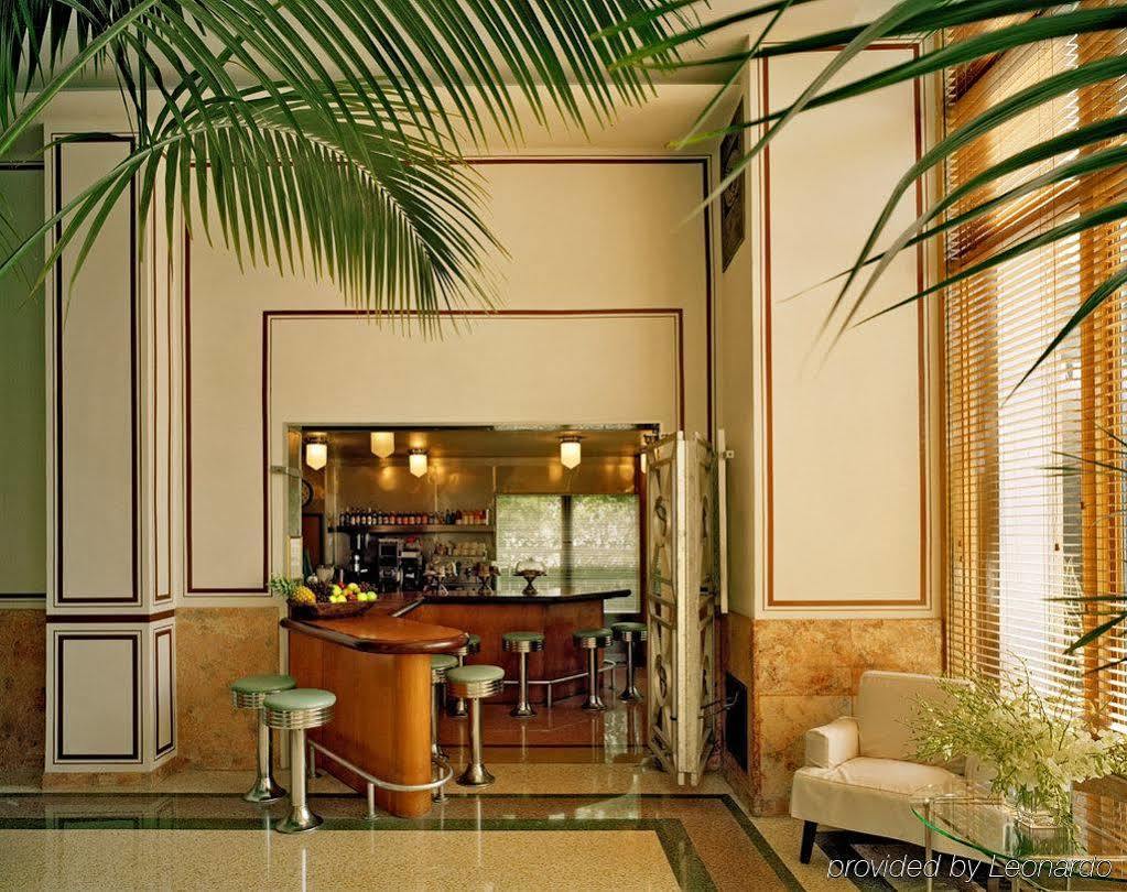 The Raleigh Hotel Miami Beach Exterior photo